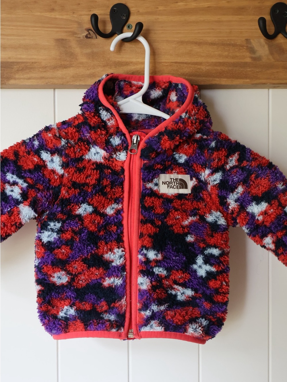 The North Face Campshire Baby Colorful Fleece Teddy Jacket - Red, Purple, Black - Picture 2 of 10